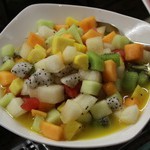 Фруктовый коктейль по-тайски