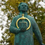 В Ярославле открыли памятник создателю «Золотого кольца»